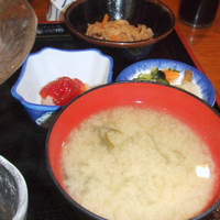 浅草 魚料理 遠州屋 - ランチ筋子の付くご飯味噌汁