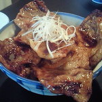 創 - ホエーほうじ茶豚丼　1000円