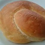 スワンカフェ＆ベーカリー・ハーベストガーデン - 北の小麦塩パン
            2016.04