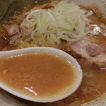 味噌らーめん。750円