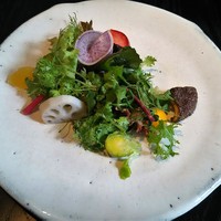 ラ・ボンヌターブル - ランチ：野菜サラダ
