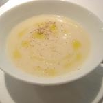 ル・ヴァンキャトル - 新玉葱のポタージュ