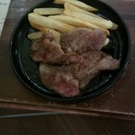 肉屋の肉バル TAJIMAYA - エイジング熟成カルビ