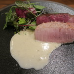 モンプチコションローズ - 28年4月　千葉県産いも豚と茨城県産牛ヒレ肉ロースト　シェアー　ゴルゴンゾーラソース