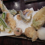 天ぷら盛り合わせ \1900