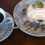 長崎阿蘭陀珈琲館 - デザートのモンブランとコーヒー
