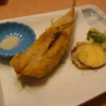 望湖楼 - 揚物　ふぐ唐揚げ