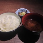 Ringetsu - ご飯　赤出汁　香の物