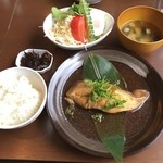 あみたつ 矢口亭 - 煮魚定食ー