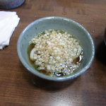 釜竹 - ネギプラス生姜にテンカス入れて