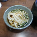 釜竹 - 今度は出汁に七味を入れてそこへテンカスたして