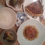 Cafe & Dining 素々 - 大分食べた後ですが・・定食A