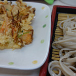うどんのいなや - ざる田舎そば+かき揚げ