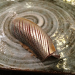 寿し徳 - 握りは一貫ずつ，全て味が付いています，赤酢使用