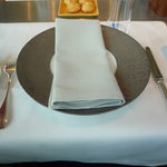 Benoit Alain Ducasse - テーブルセットはこんな感じ♪