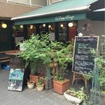 Le Coquillage - テラス席もあるオシャレなお店。