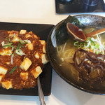 ラーメン工場 無双  - マーボー丼(¥700円)&工場ラーメン・塩(¥550円)