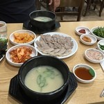 소문난 돼지국밥 - スユック（小）