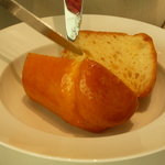 Benoit Alain Ducasse - ババ・オ・ラムと軽く泡立てたクリーム♪