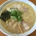 岡本中華 小松島本店 - 中華そば小