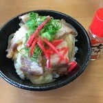 岡本中華 - 豚どん小