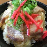 岡本中華 小松島本店 - 豚どん小