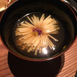 龍吟 - 卵豆腐のお椀アップ