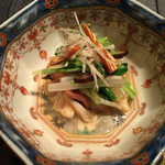 龍吟 - 北寄貝と5種類の香菜とばちこの和え物