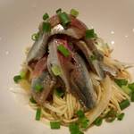 寿製麺 よしかわ - いわしそば。