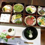 石蔵酒造 博多百年蔵 - 「博多うまか膳」は1,575円、2,100円、2,625円の３コースありますが、これは真ん中のコースのようです