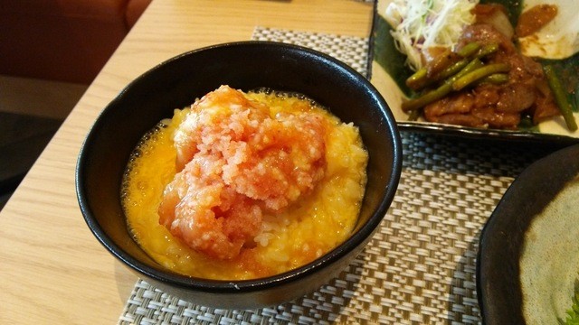 ごはんとわたし - 1604_わたしとごはん_明太子ご饭_とろろと卵を乗せ