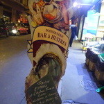 L'Ecume Saint-Honoré - 外の看板、エメロウドが立っていました。