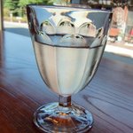 ワサビ - お水のグラスはフランス製