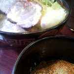 呉麺屋 - 広島つけ麺　チャーシュートッピング