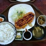 おおしも食堂 - トンカツ定食