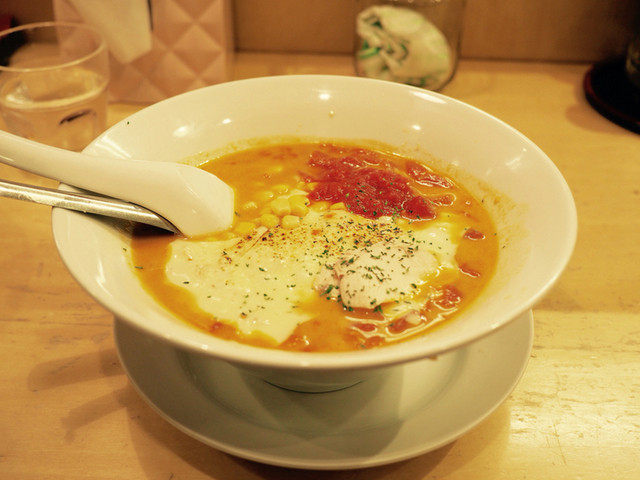 八の角とまとらーめん 錦本店 - 栄（名古屋）/ラーメン | 食べログ
