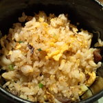 東天紅 - 五目炒飯・・。