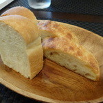 グリーチネ - 自家製パン