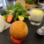 グリーチネ - 前菜盛り合わせ：ライスコロッケ