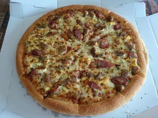 PizzaHut - めちゃマヨ・ミートLサイズです。(2016年4月)