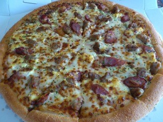 PizzaHut - めちゃマヨ・ミートLサイズのアップです。(2016年4月)