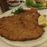 Ristorante Pizzeria Rosy e Gabriele - ミラノ風カツレツ