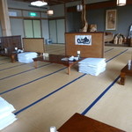 中華そば処 琴平荘 - 【番外編②】衝立の奥が待合所となりますので番号が呼ばれるまで待機。後の手順は⑤から一緒♪