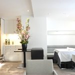 Élan - 店内のテーブル席の風景です