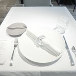 Élan - 店内のテーブル席の風景です