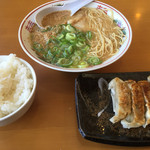 ラーメン新蔵 - らーめんセット＝７５０円