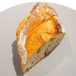 Élan - ランチコース 5940円 のパン