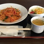 Shinano Garden COSMOS - 日替わりランチナポリタン、450円です。