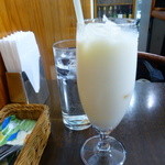 コチン ニヴァース - 