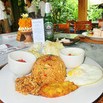 Cafe Wayan & Bakery - ナシゴレン